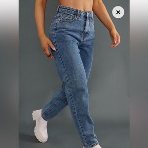 Pretty Little Thing Vintage Wash Mom Jean Women’s US 4 UK S